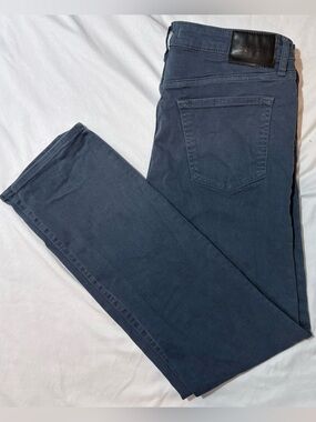 Express Men’s Slim Jeans in Navy